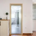 Апартаменты Niksa Подстрана