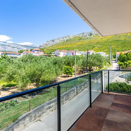 Niksa Appartement *