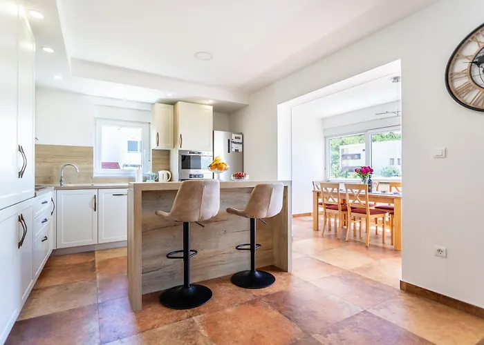 Niksa Appartement *